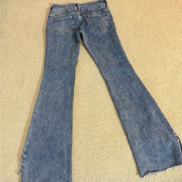 Jeans - Picture 14 of 15
